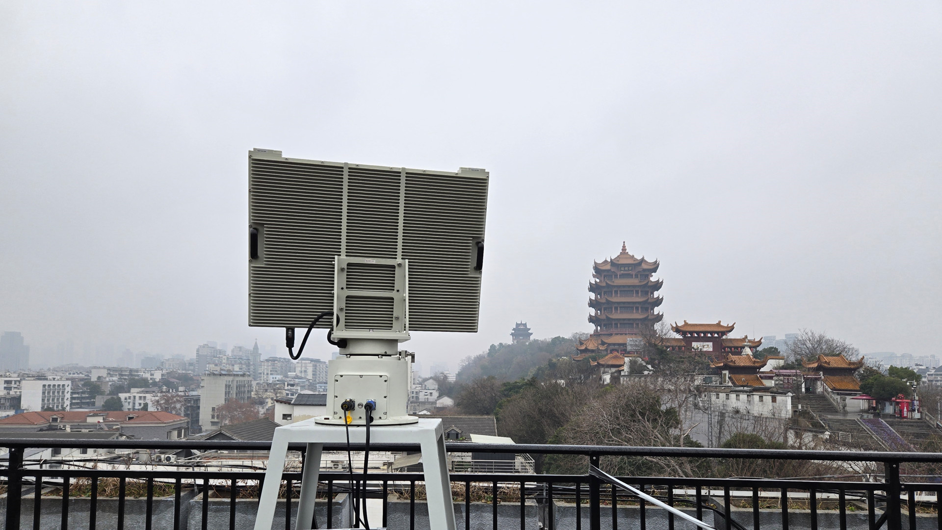 黄鹤楼附近空中防御人物